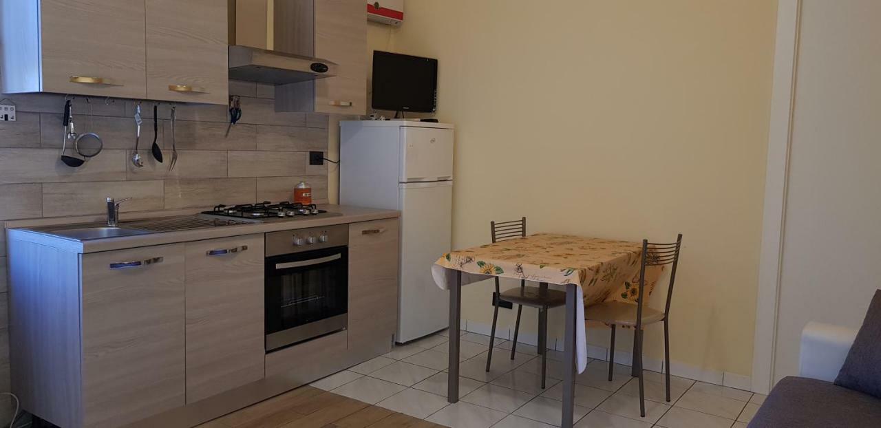 Casa Arancio Apartment ตาร์กวิเนีย ภายนอก รูปภาพ