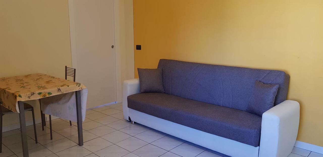 Casa Arancio Apartment ตาร์กวิเนีย ภายนอก รูปภาพ