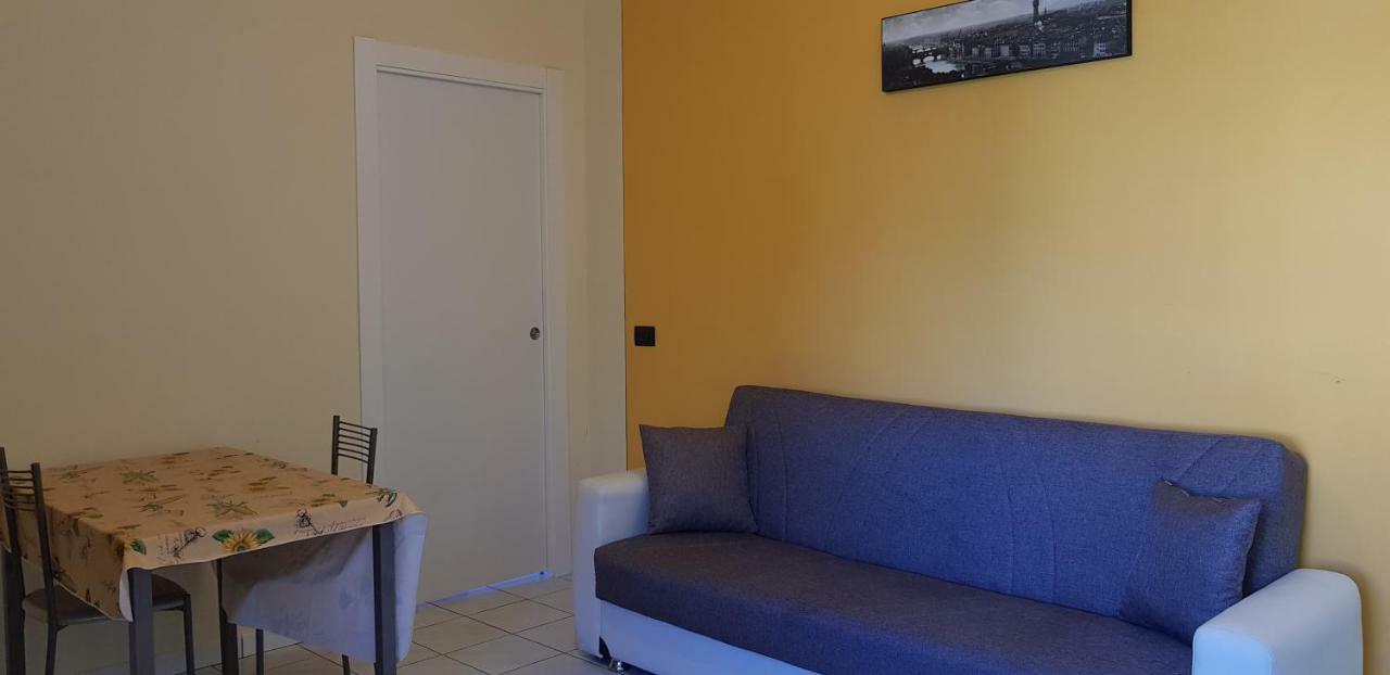 Casa Arancio Apartment ตาร์กวิเนีย ภายนอก รูปภาพ